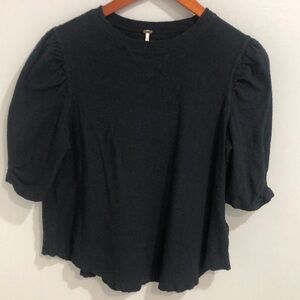Free People black quarter sleeve top women’s size XS